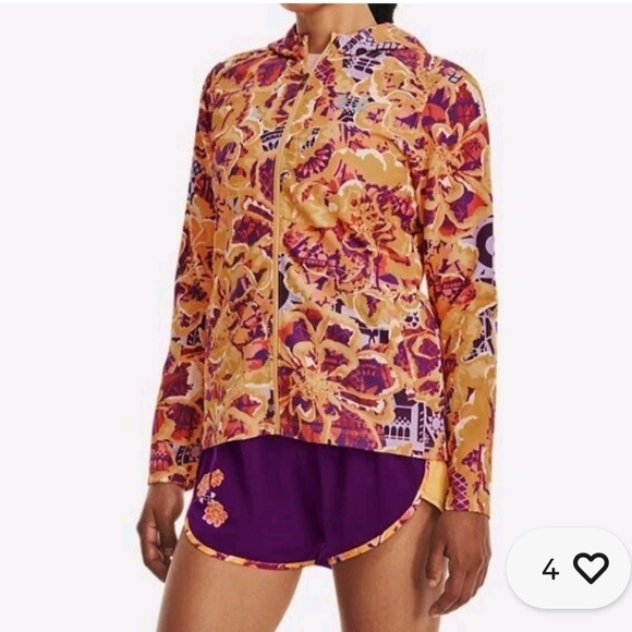 Under Armour Women"s Running  Jacket. Size L - Picture 6 of 6